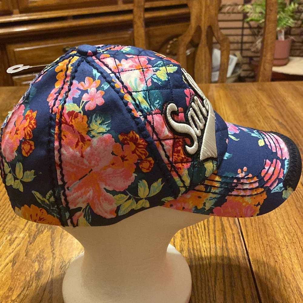 NWOT Robin Ruth hat - Picture 5 of 9